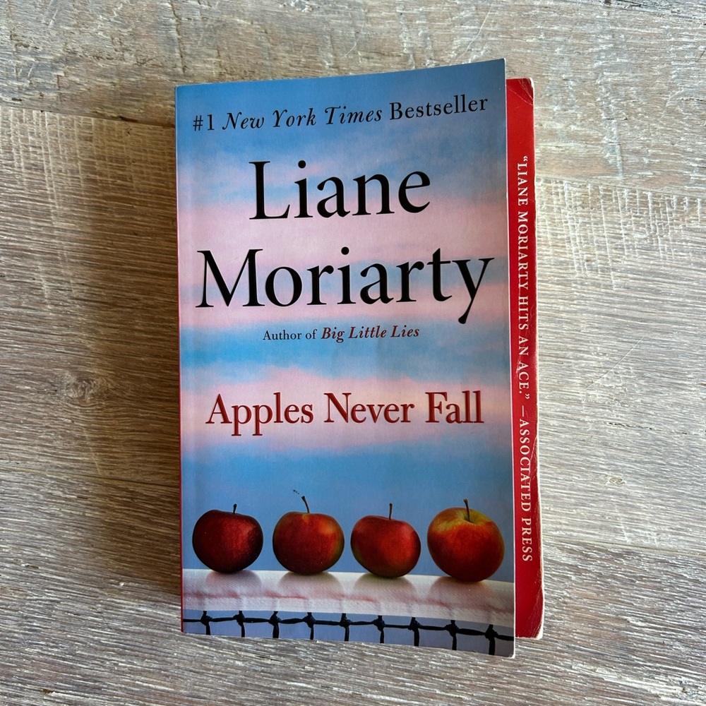 Apples Never Fall by Liane Moriarty
